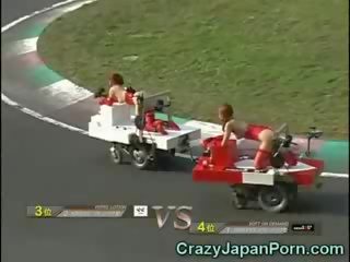 ตลก ญี่ปุ่น x ซึ่งได้ประเมิน หนัง race!